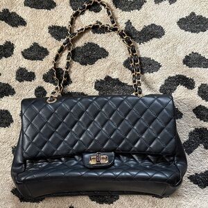 Badgley Mischka Black Quilted Shoulder Bag